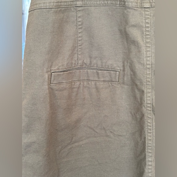 Toad&Co Olive Overall Dress-Bundle - Picture 6 of 10